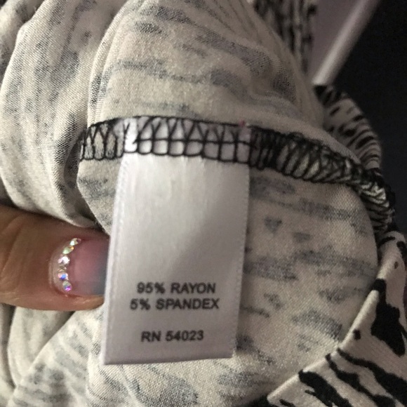 Stretchy Wrap Dress - Picture 6 of 7